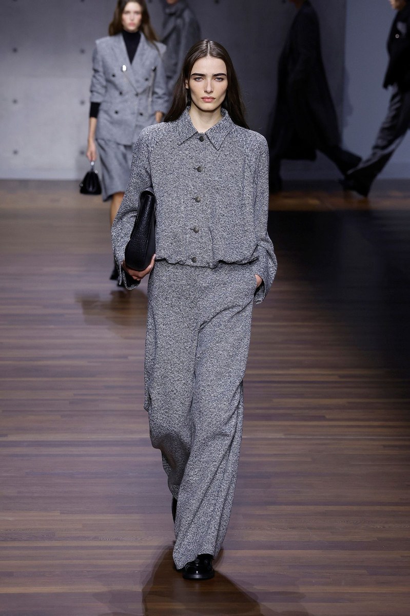 Look 27
