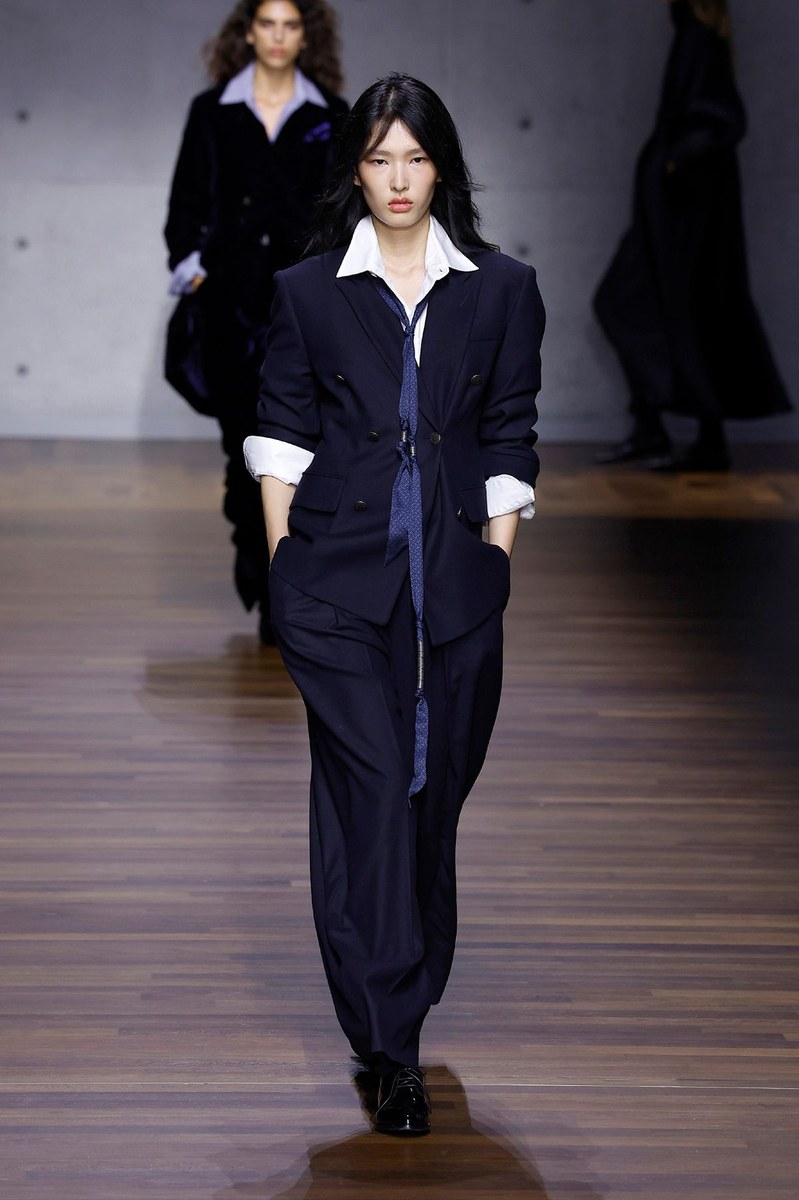 Look 93