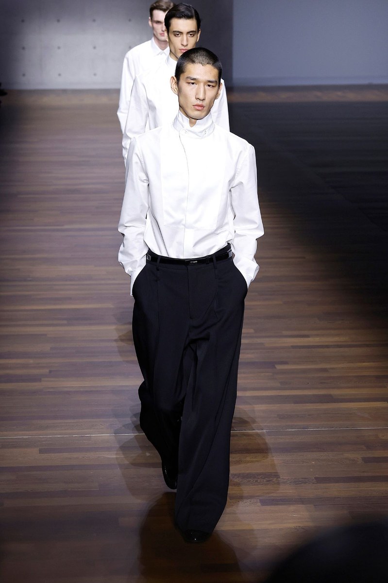 Look 125