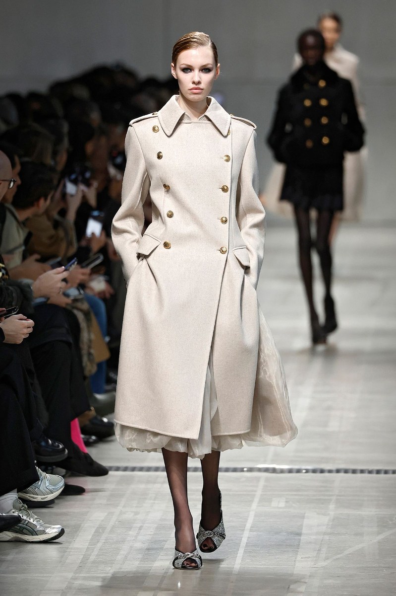 Ermanno Scervino FW26 Women Looks Report