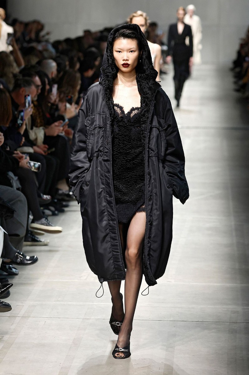 Look 4