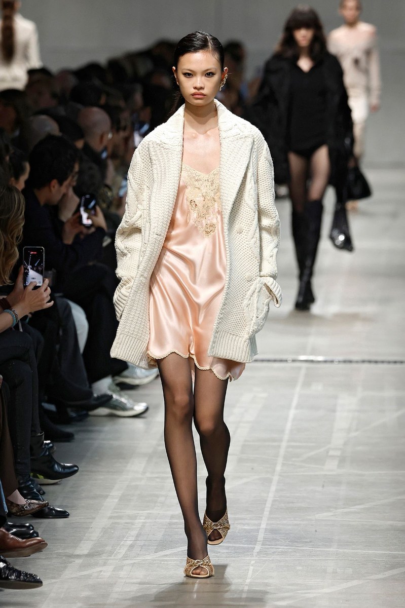 Look 9
