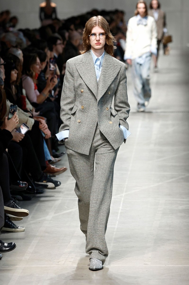Look 23