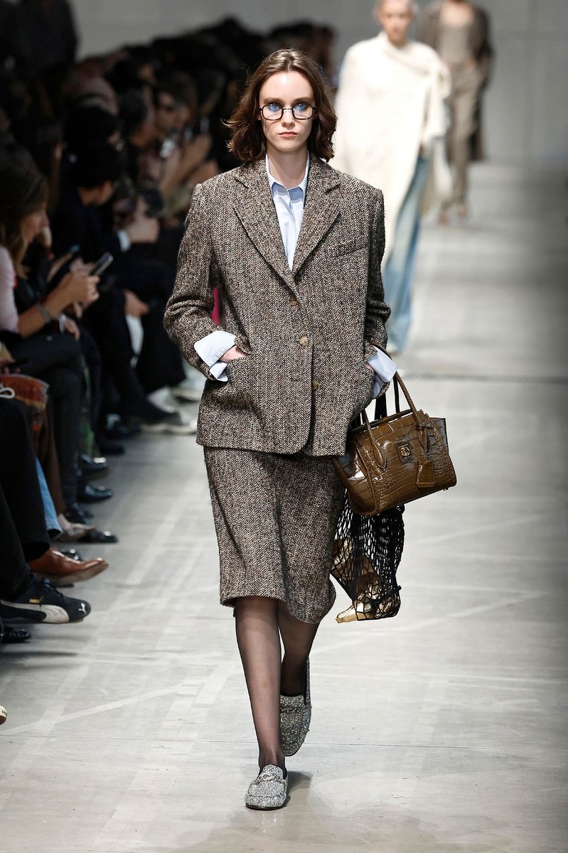 Look 25