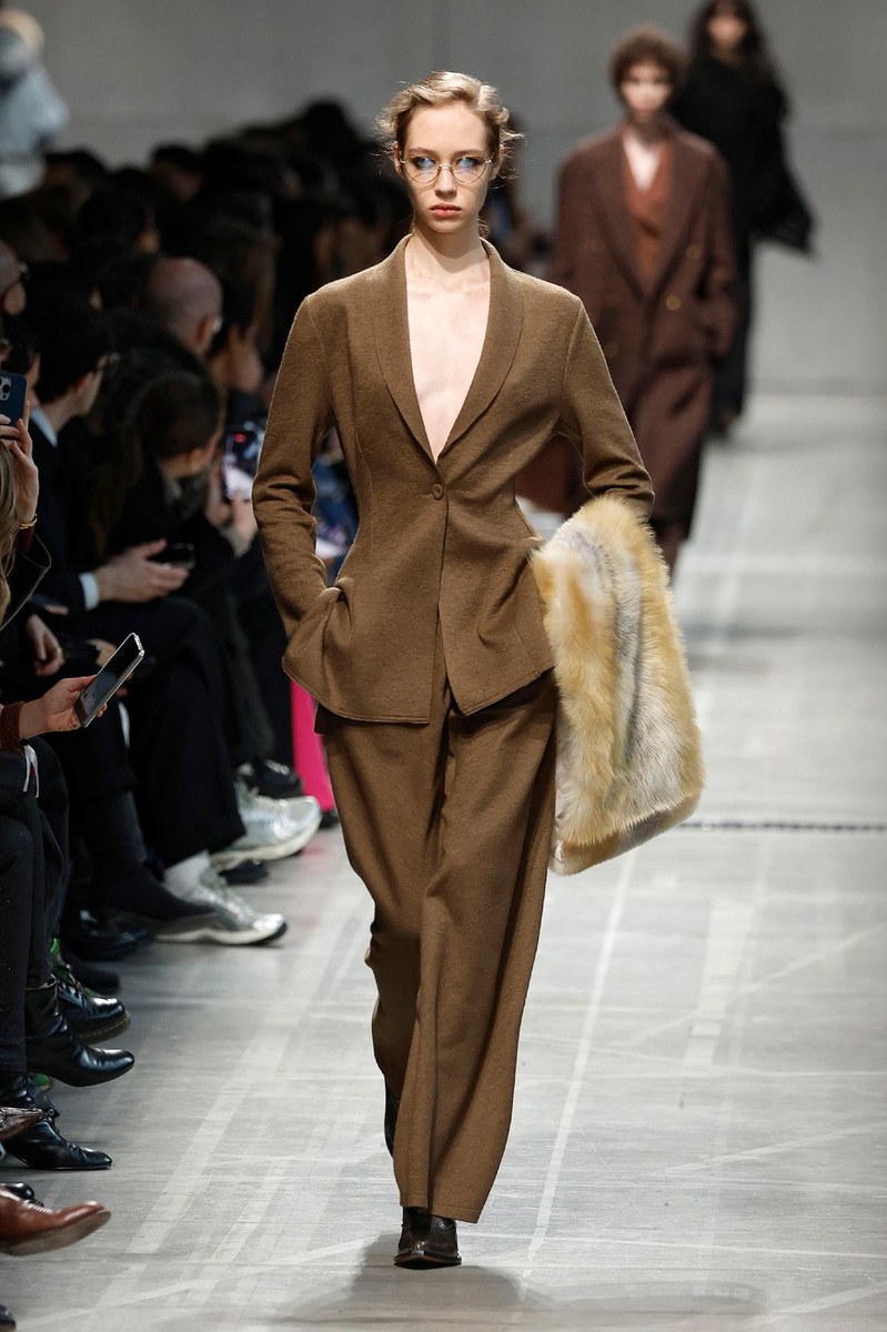 Look 33