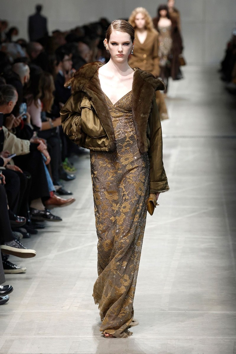 Look 44