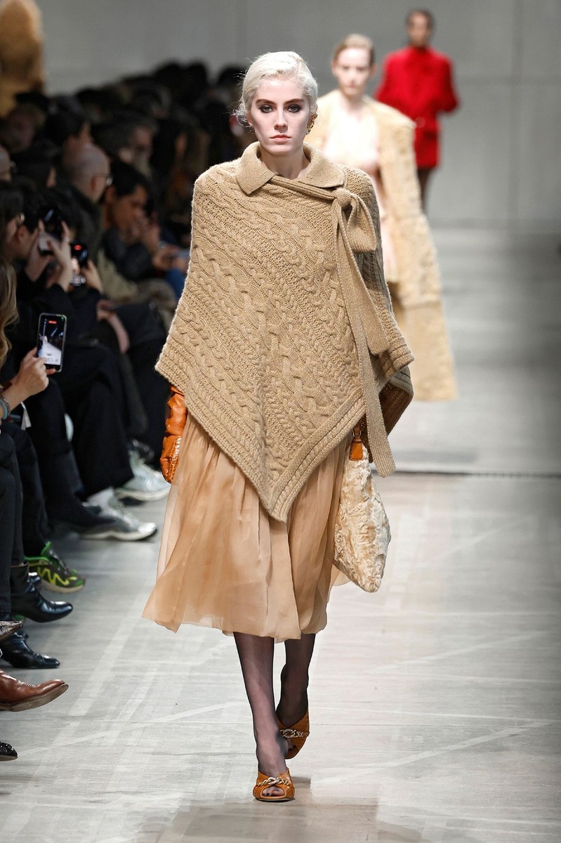 Look 50