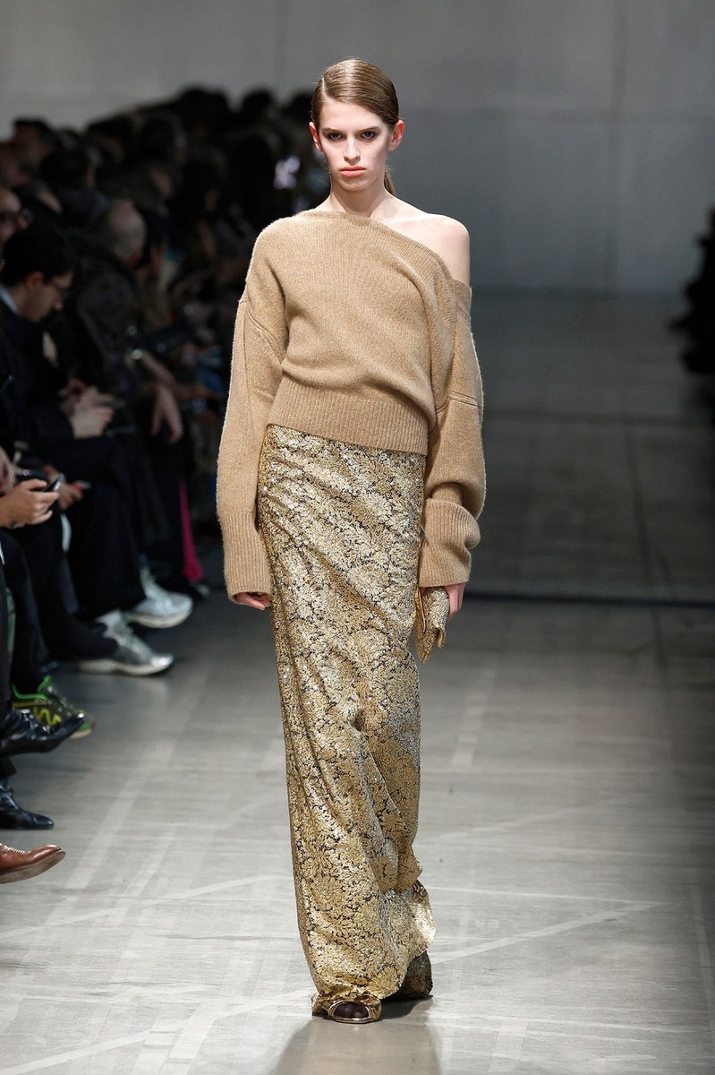 Look 60
