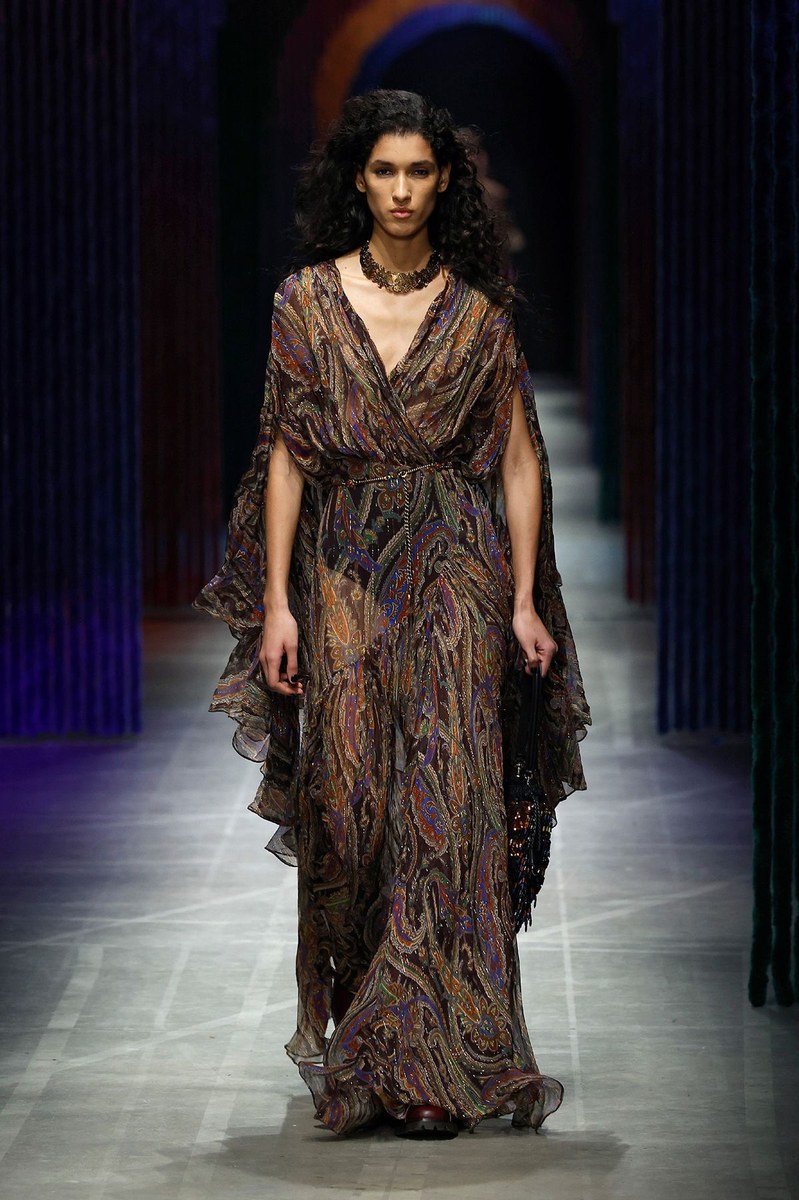 Look 8