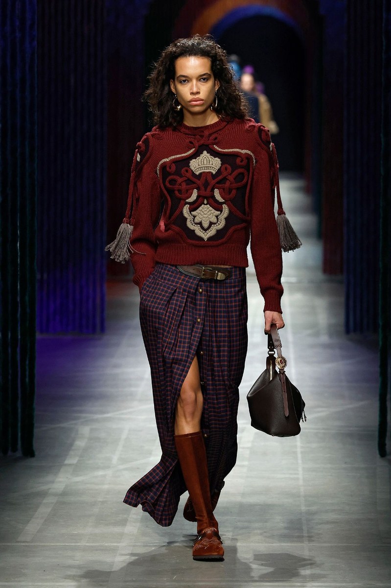 Look 9