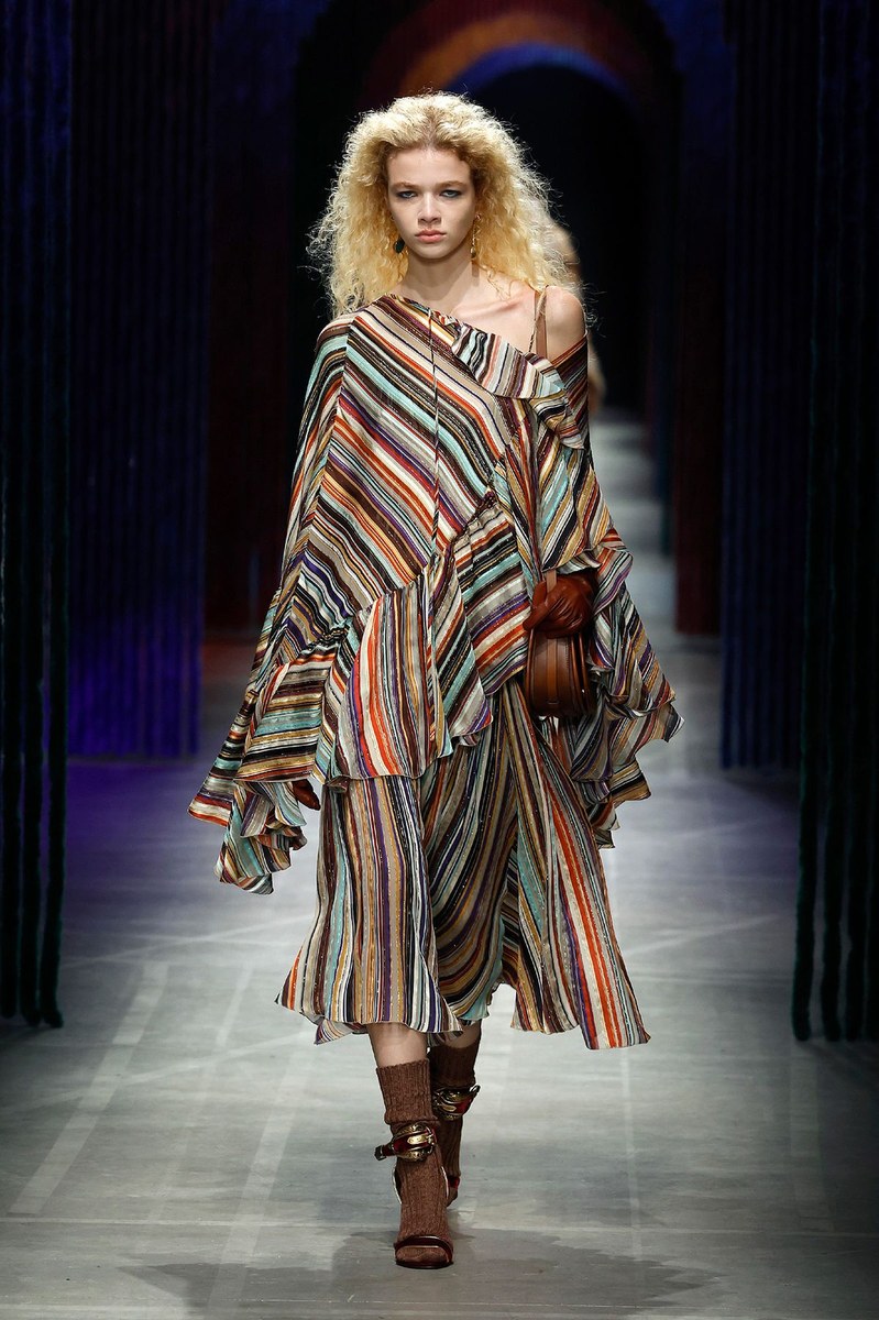 Look 37