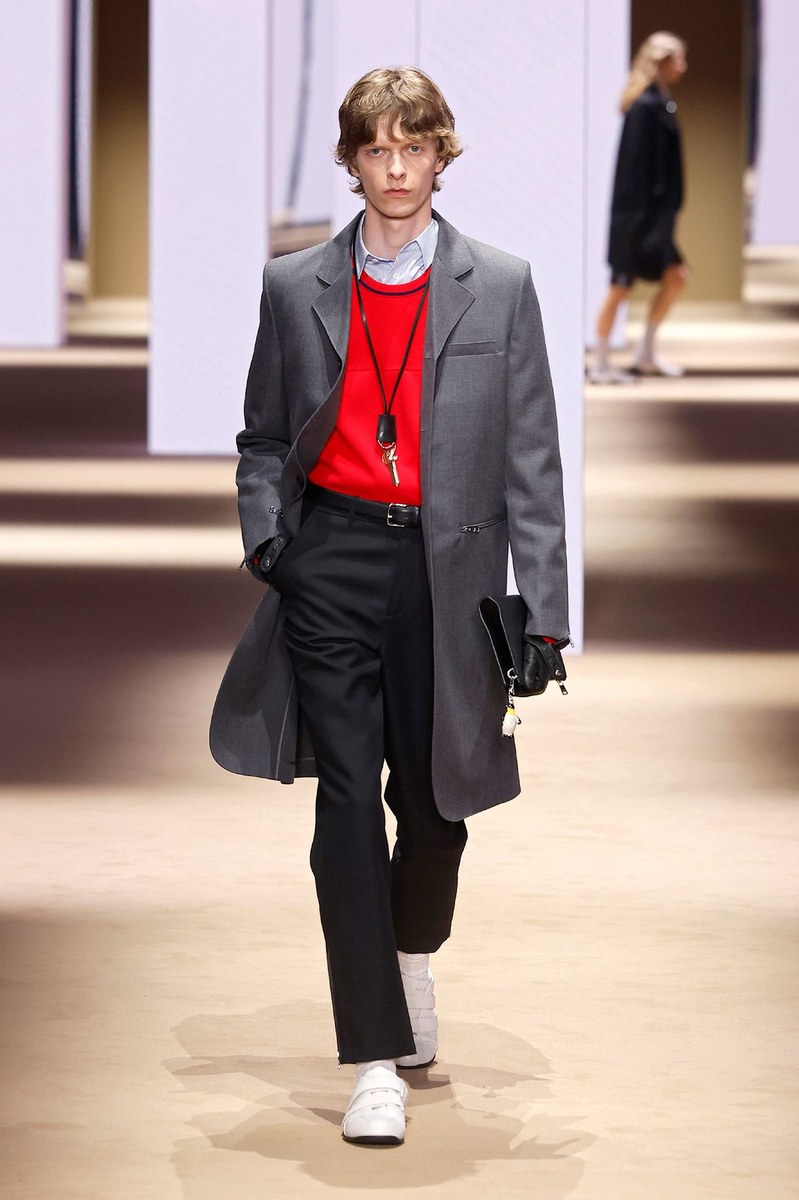 Look 7