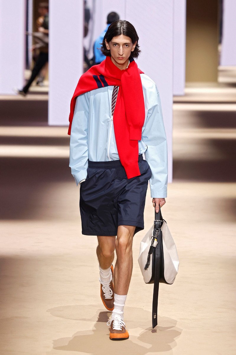 Look 12