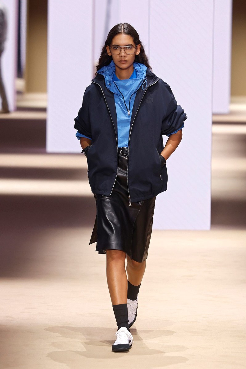 Look 24
