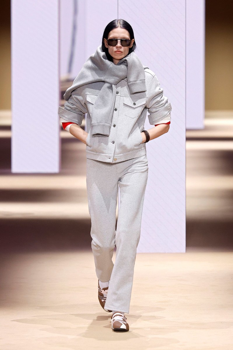 Look 27