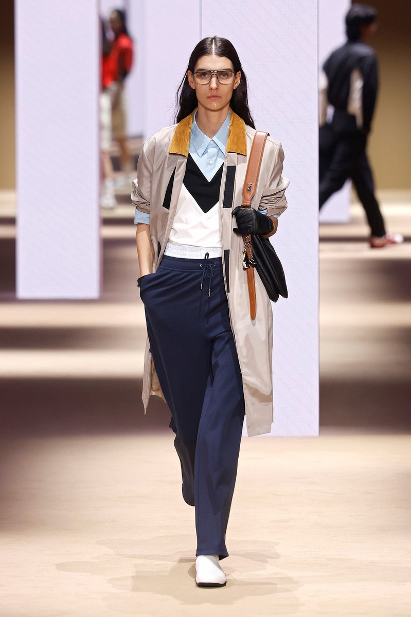 Look 37