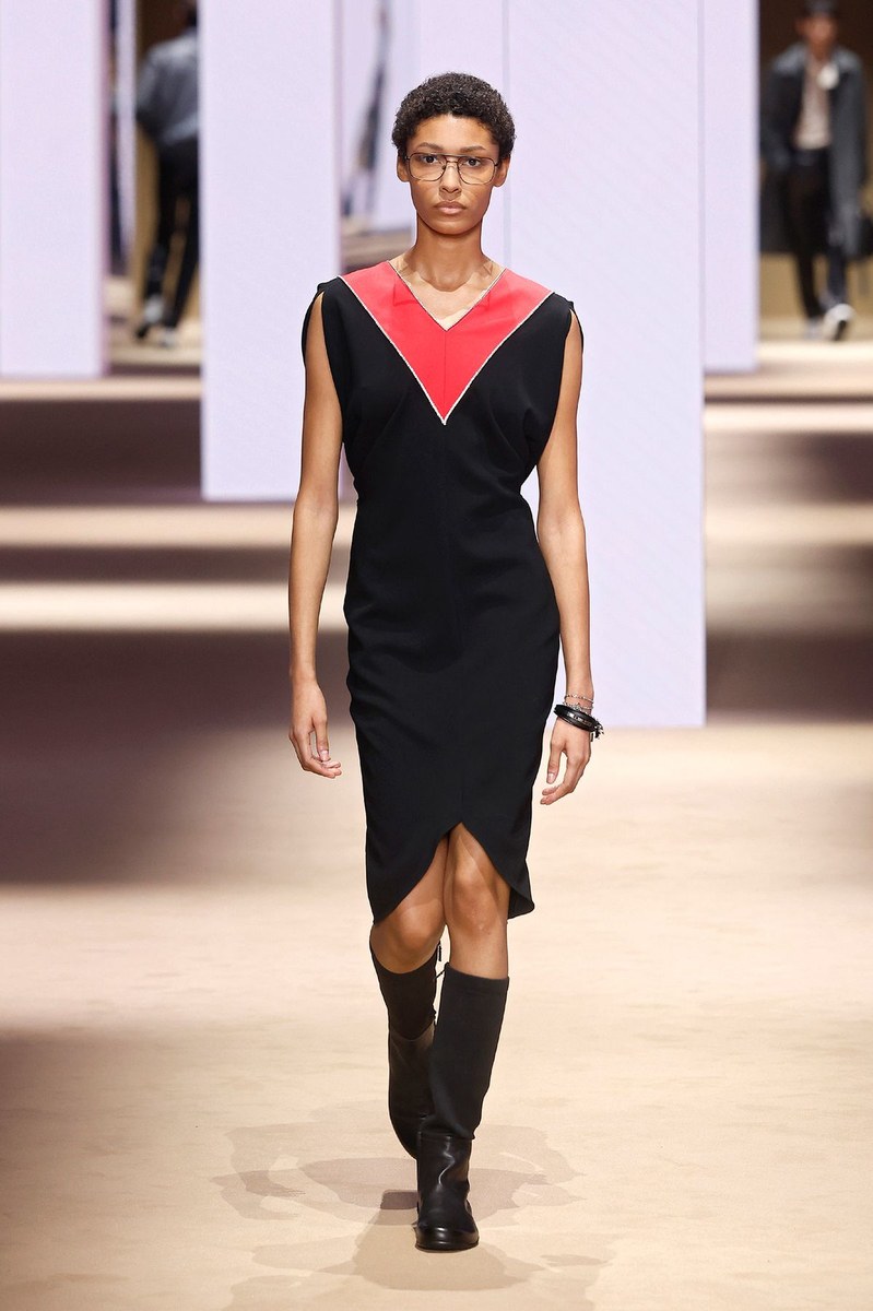 Look 49