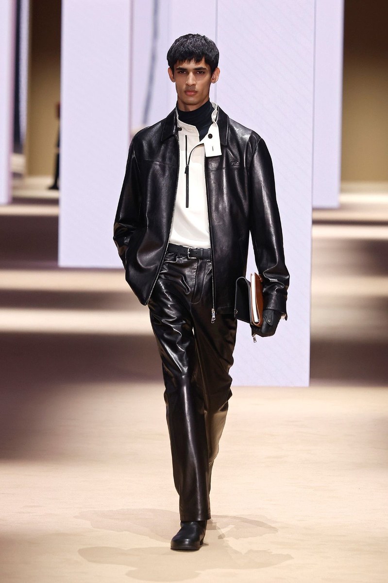 Look 54