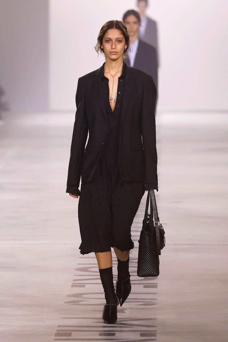 Fendi FW26 Women Looks Report
