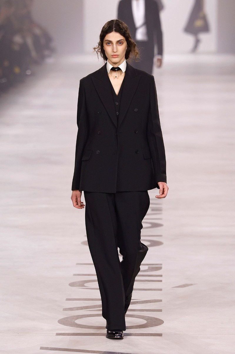 Look 7