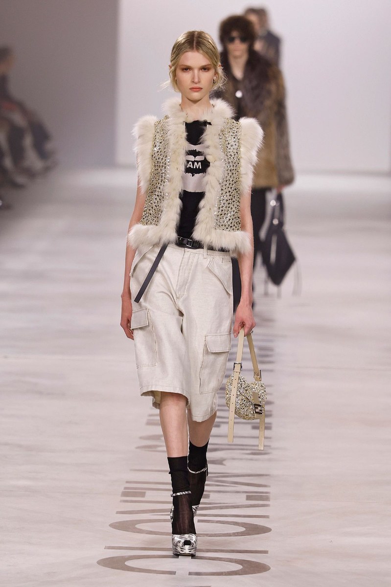 Look 20