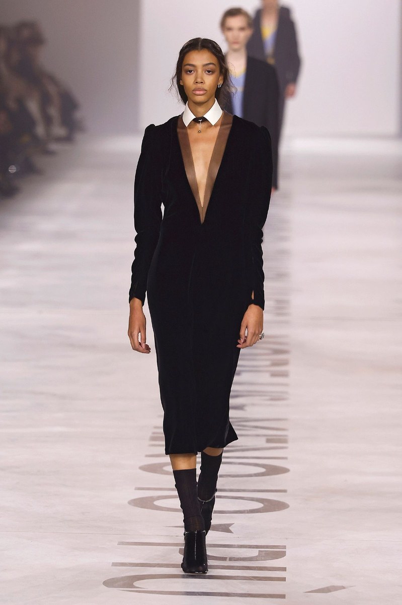 Look 29