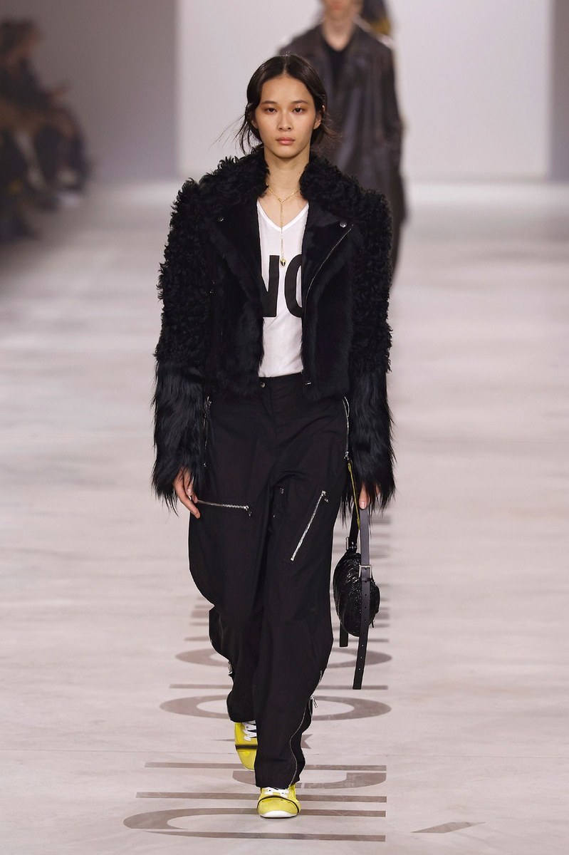 Look 46