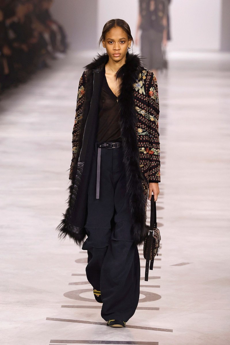 Look 52