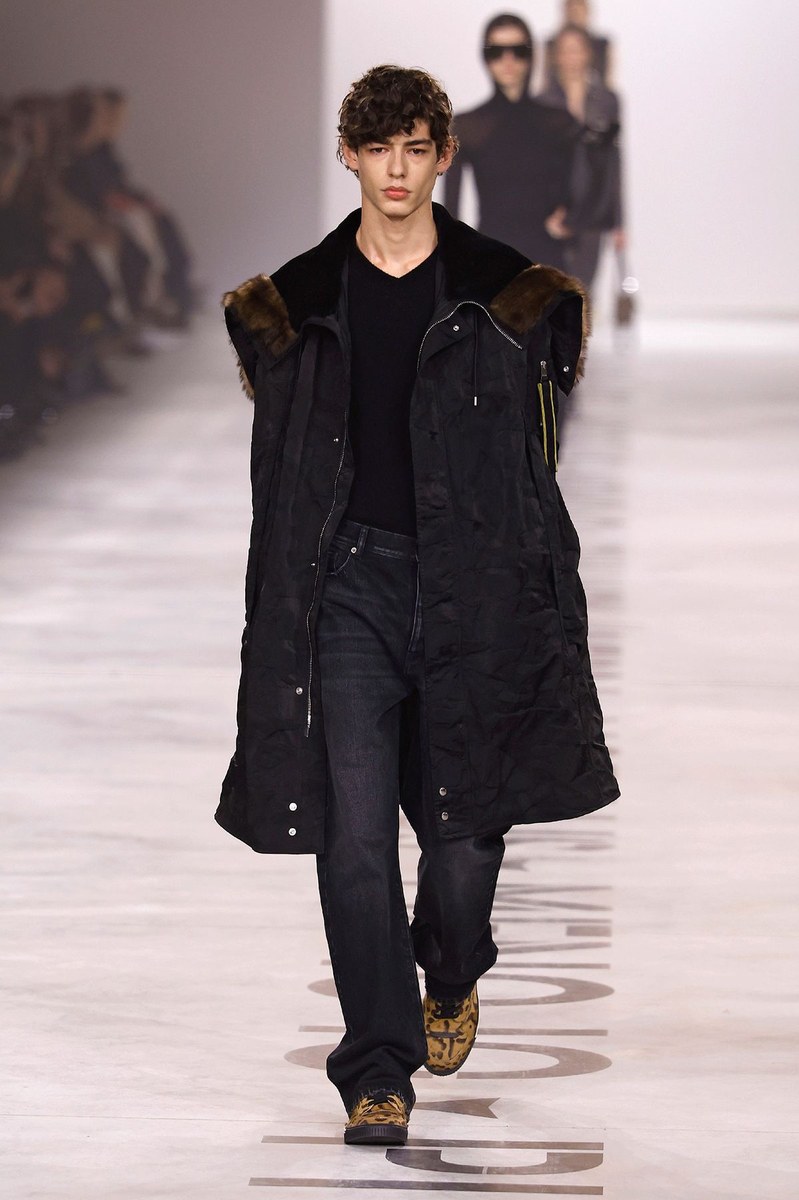 Look 54