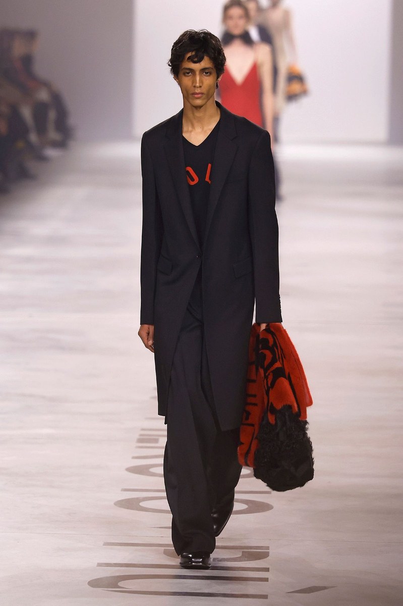 Look 61