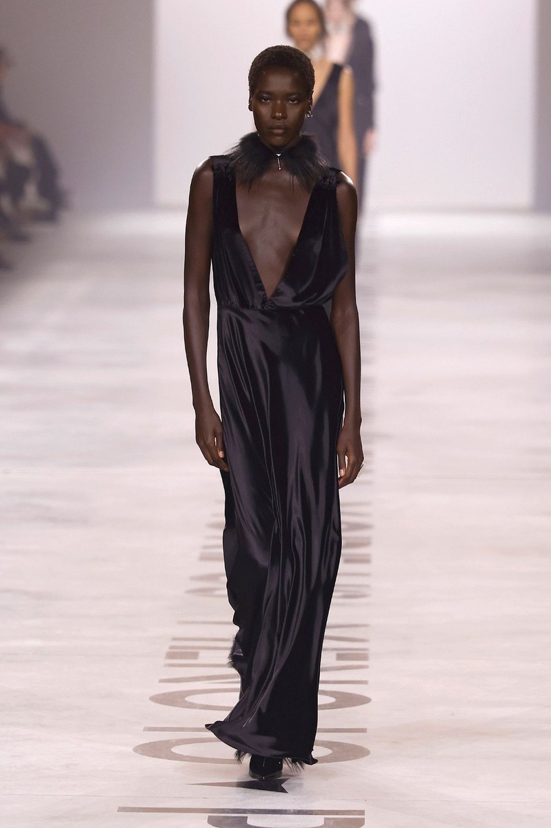 Look 77