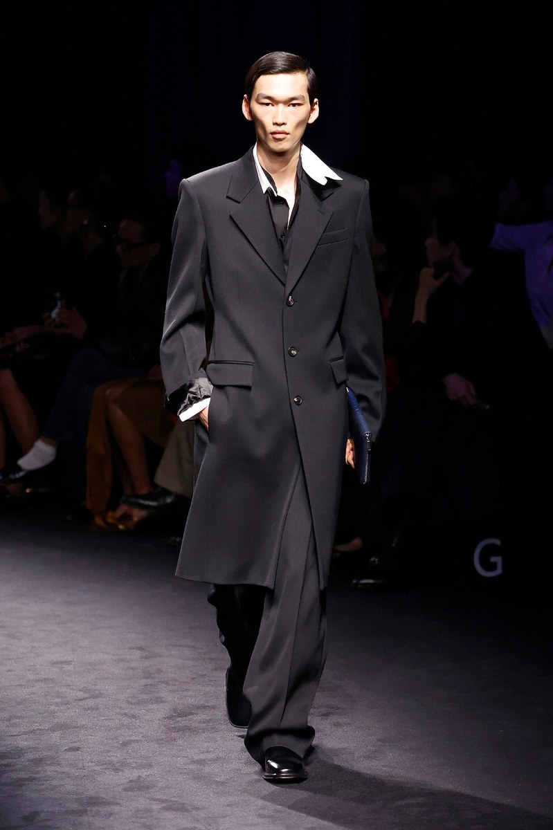 Look 24