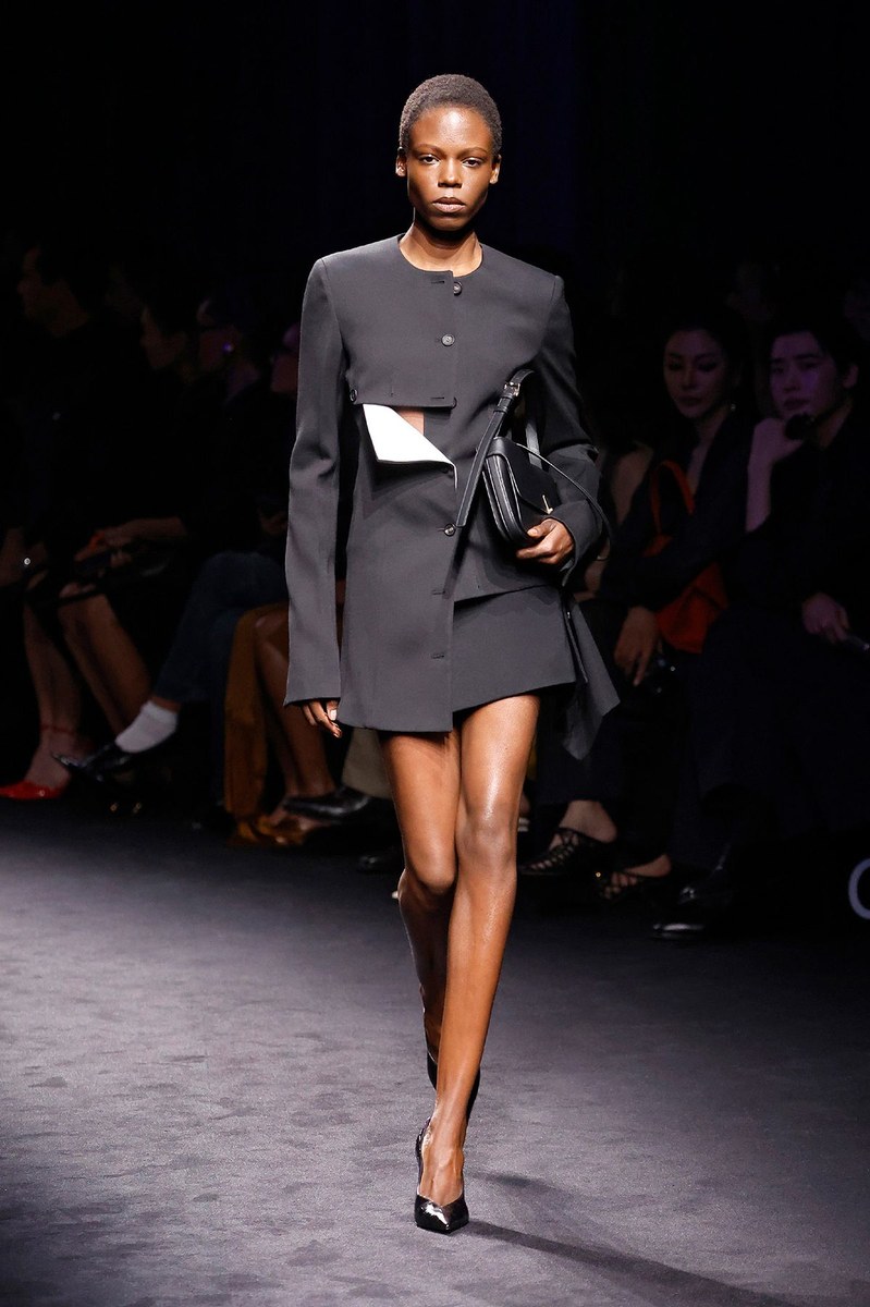 Look 26