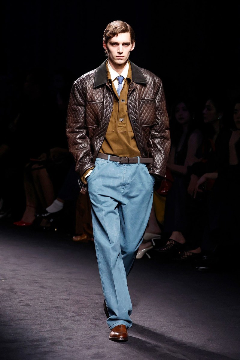 Look 37
