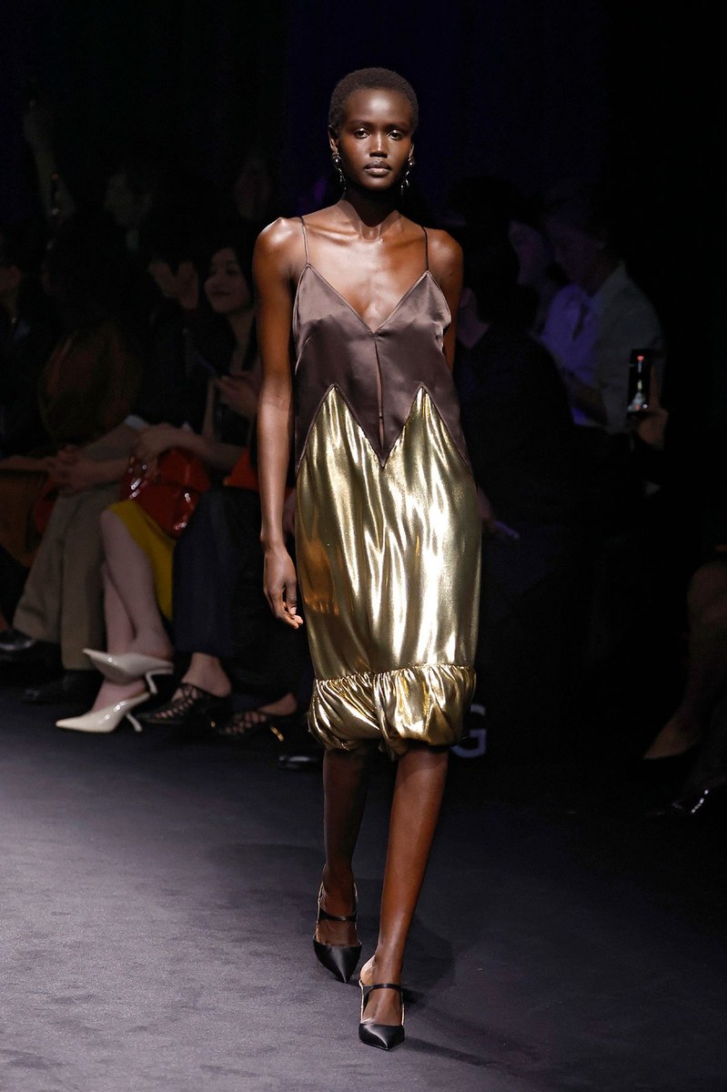 Look 48