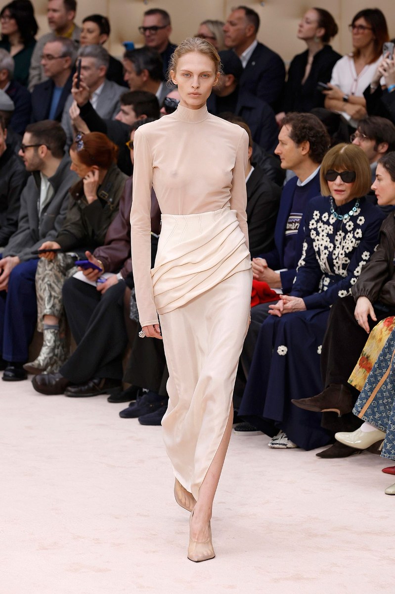 Look 7