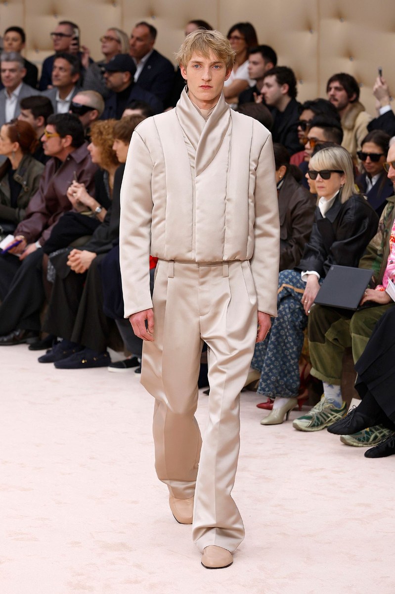 Look 13