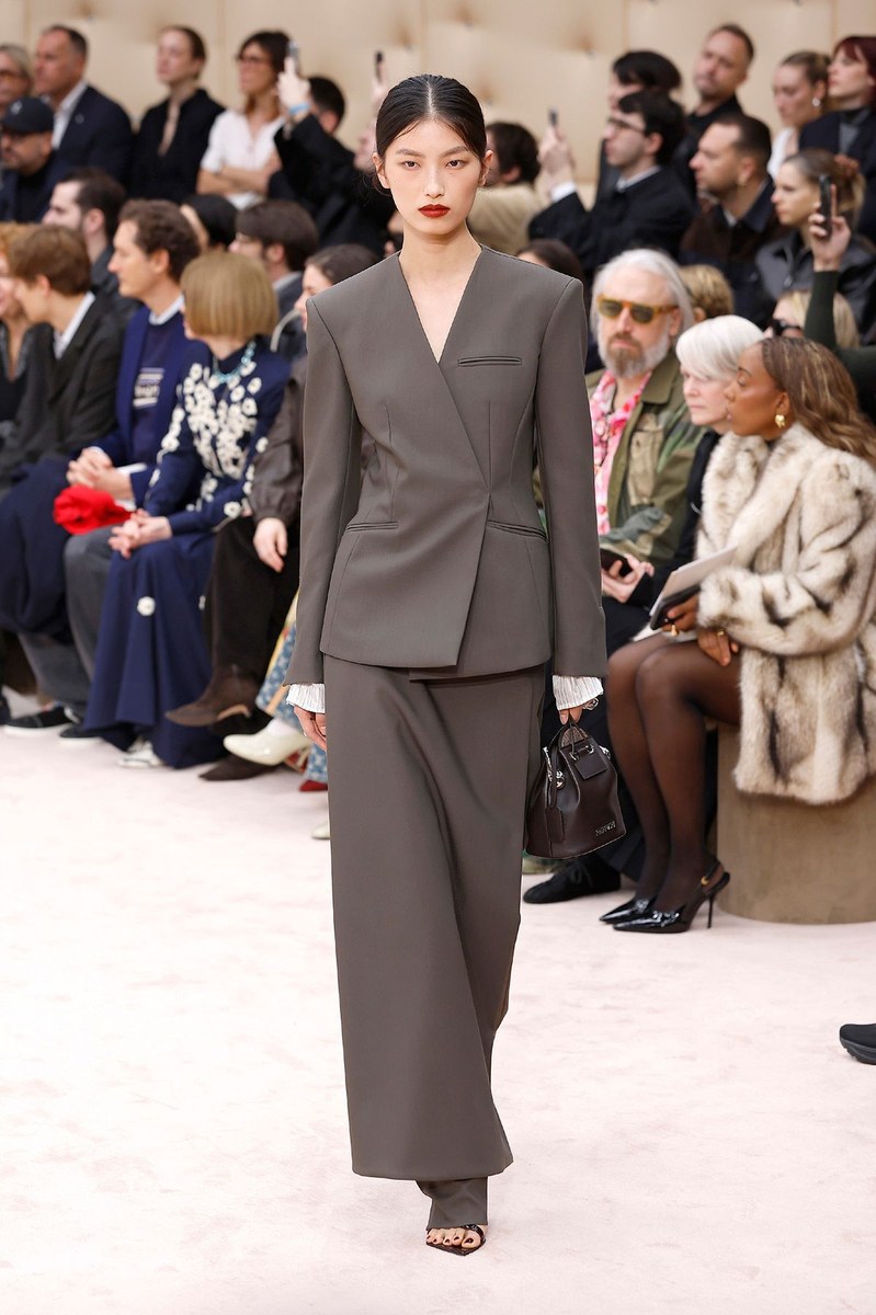Look 23
