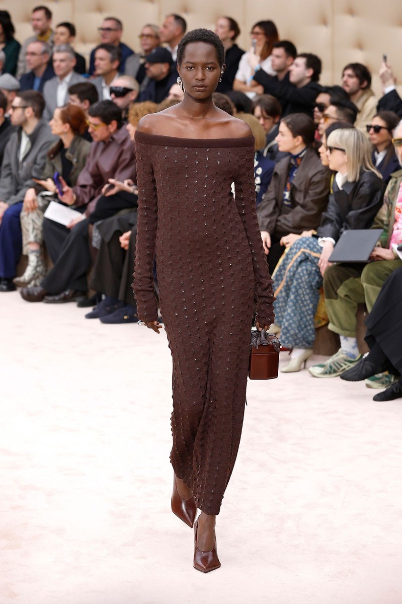 Look 32
