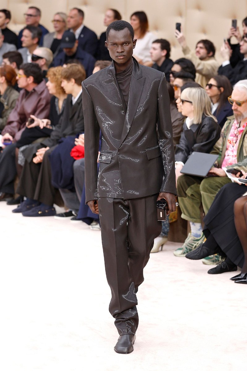 Look 39