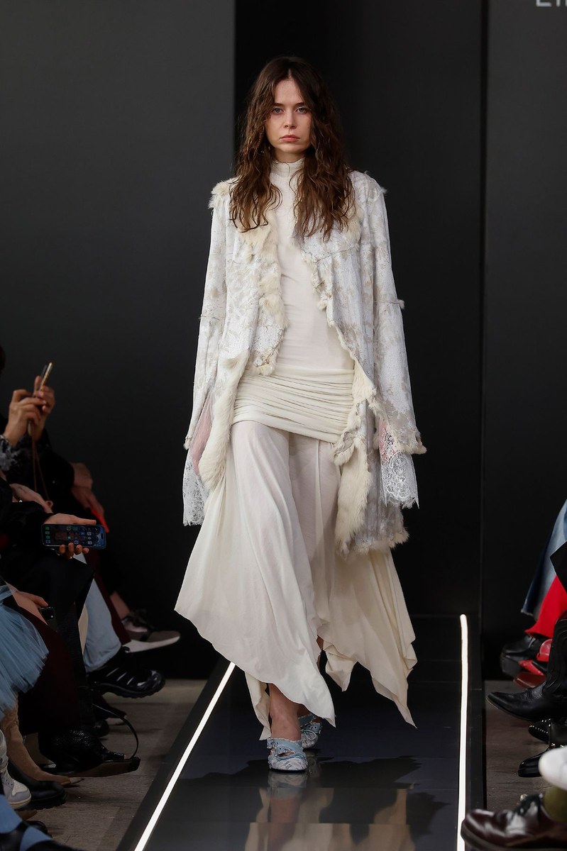 Look 2