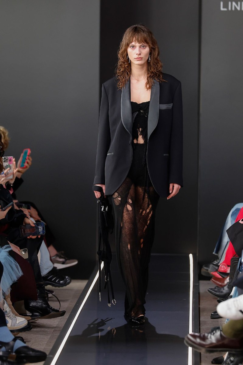 Look 7