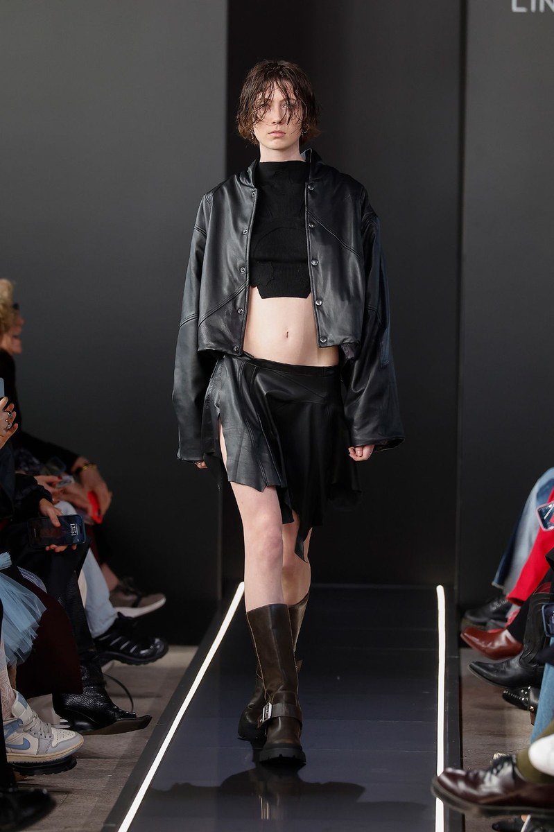 Look 25