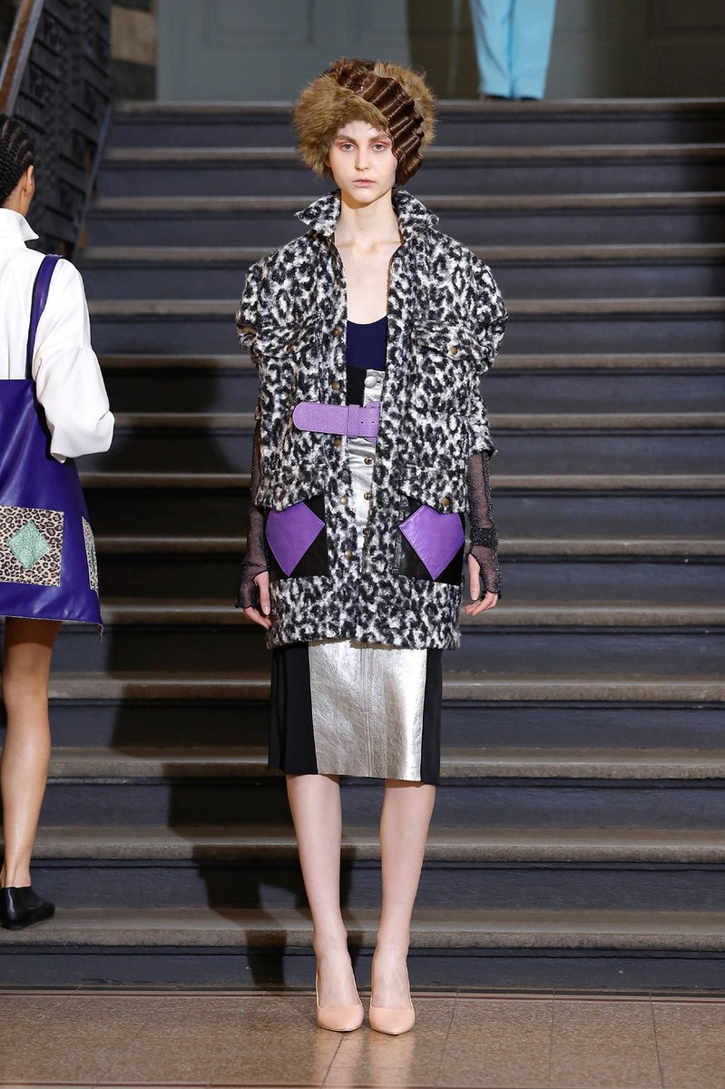 Look 9