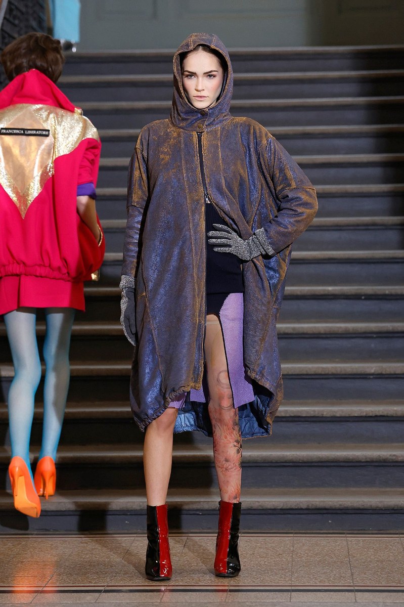 Look 13