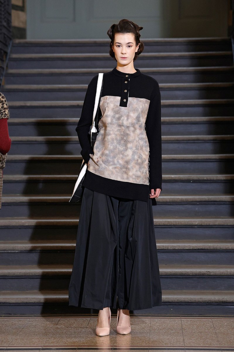 Look 24