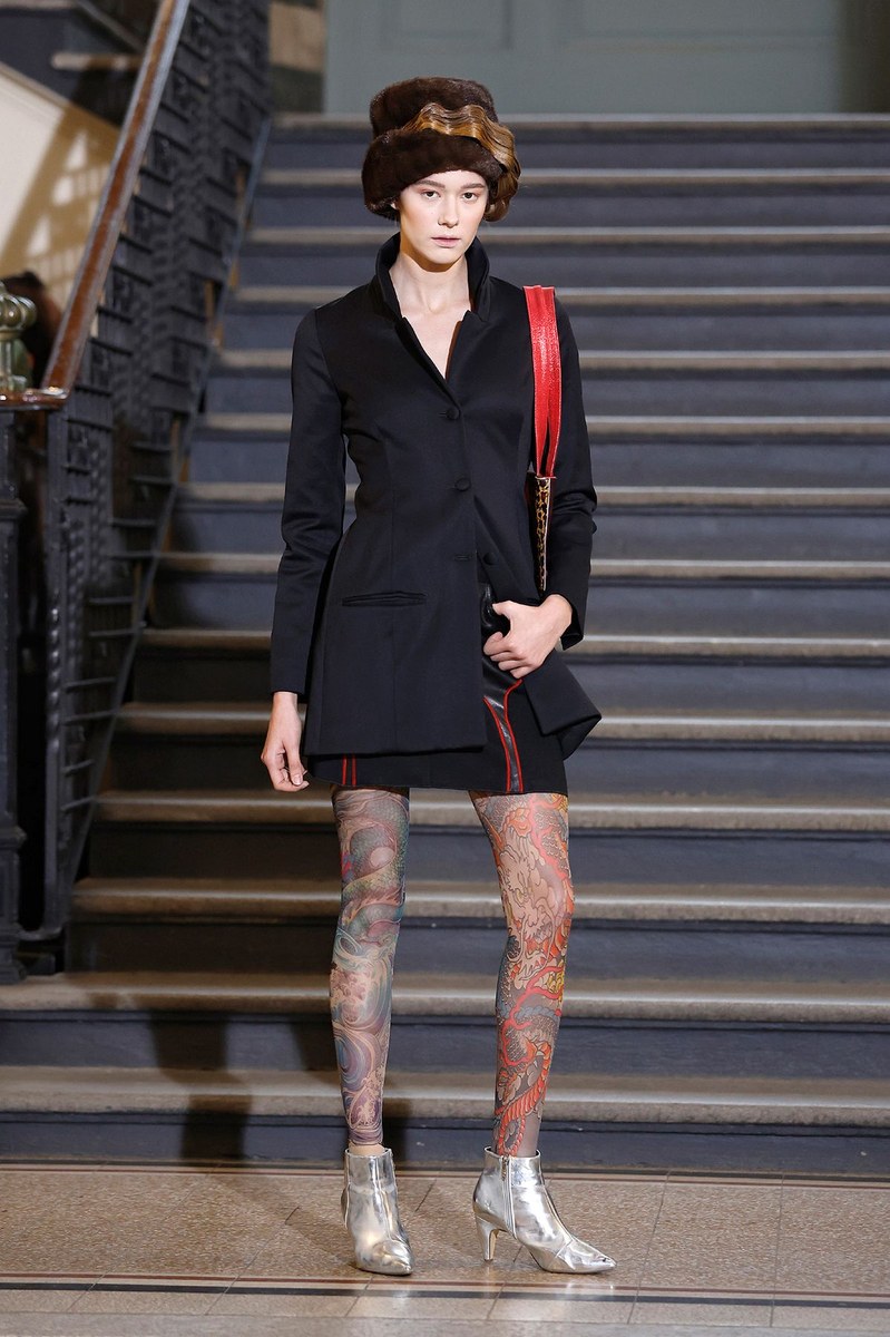 Look 25