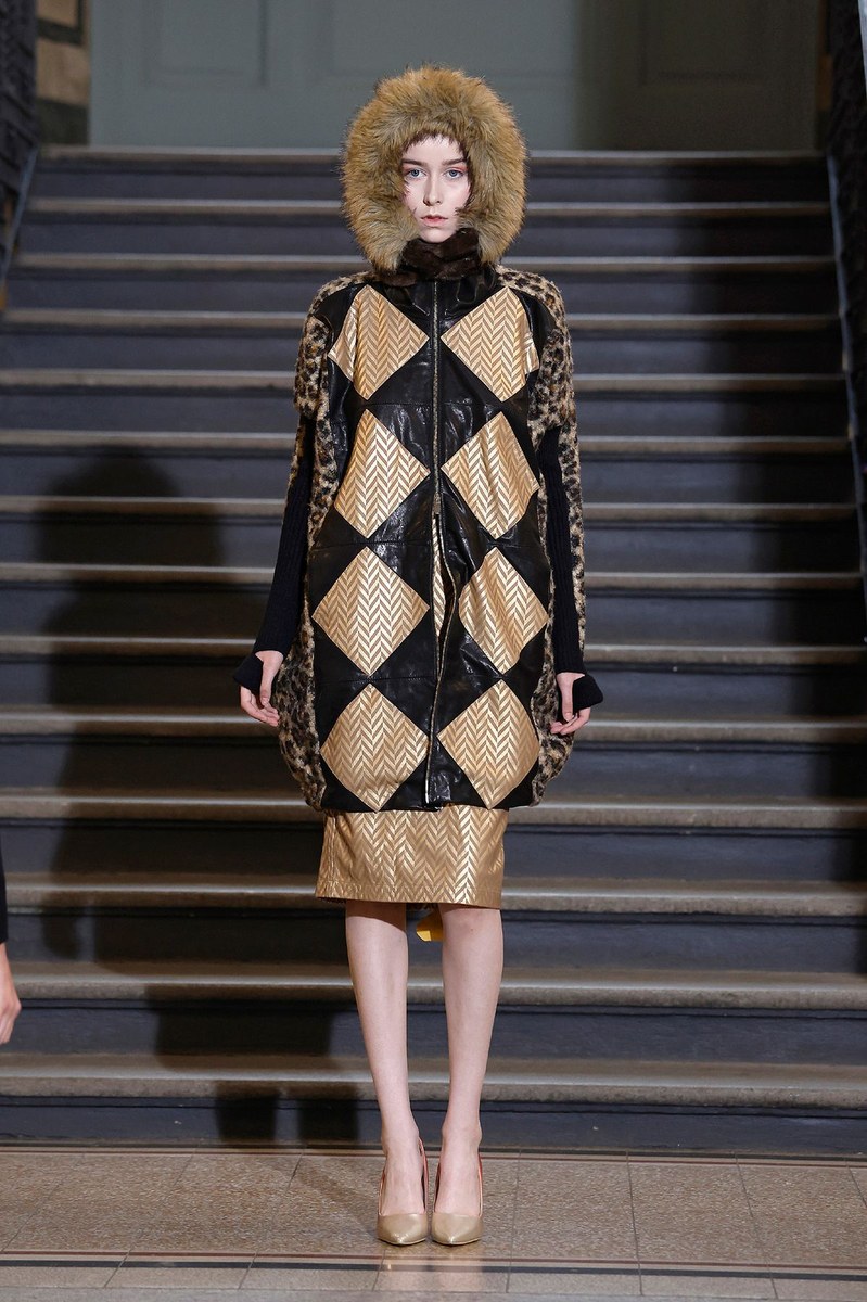 Look 27