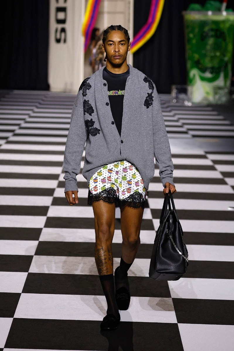 Look 7