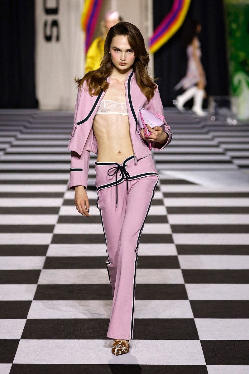 Look 14